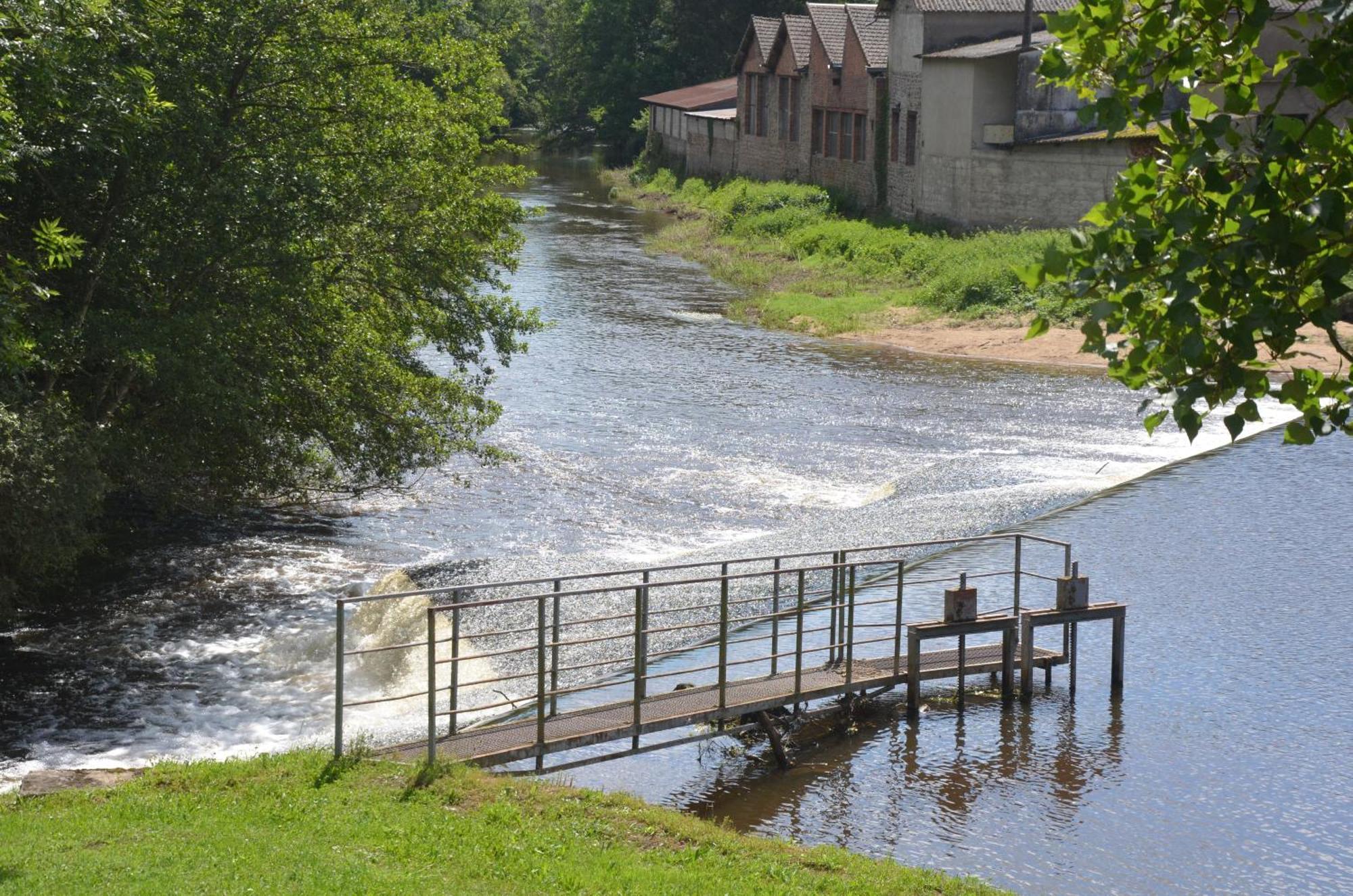 Studio "Au Bord De L'Eau" 2 Chambon-sur-Voueize Екстер'єр фото